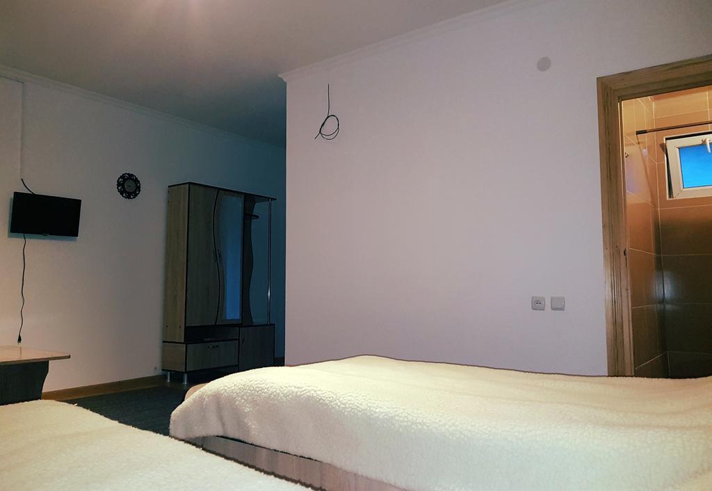 Guest House Villa クヴァレリ エクステリア 写真