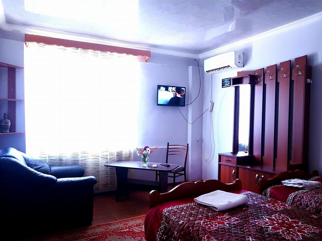 Guest House Villa クヴァレリ エクステリア 写真