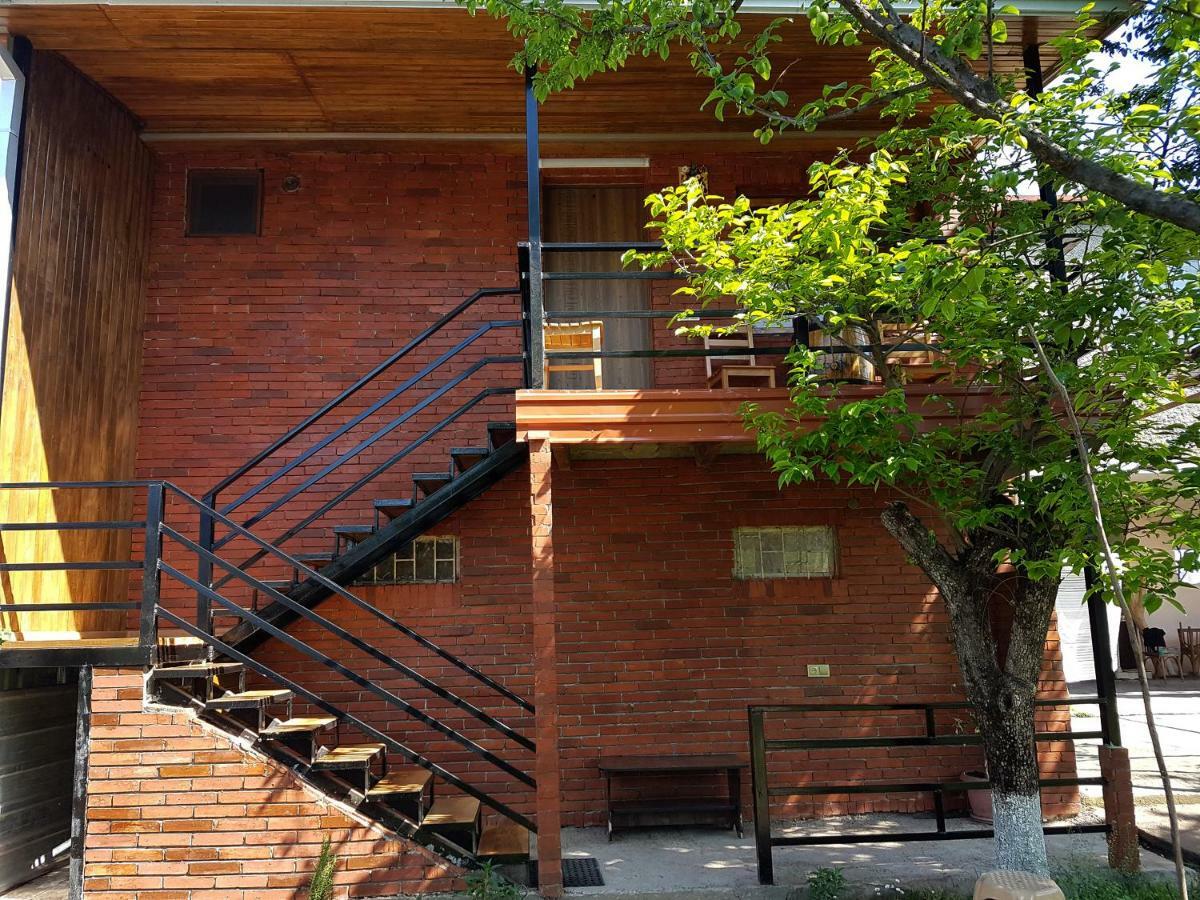 Guest House Villa クヴァレリ エクステリア 写真