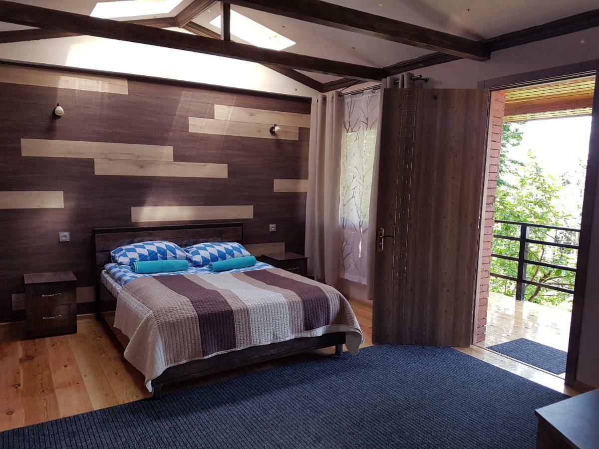 Guest House Villa クヴァレリ エクステリア 写真