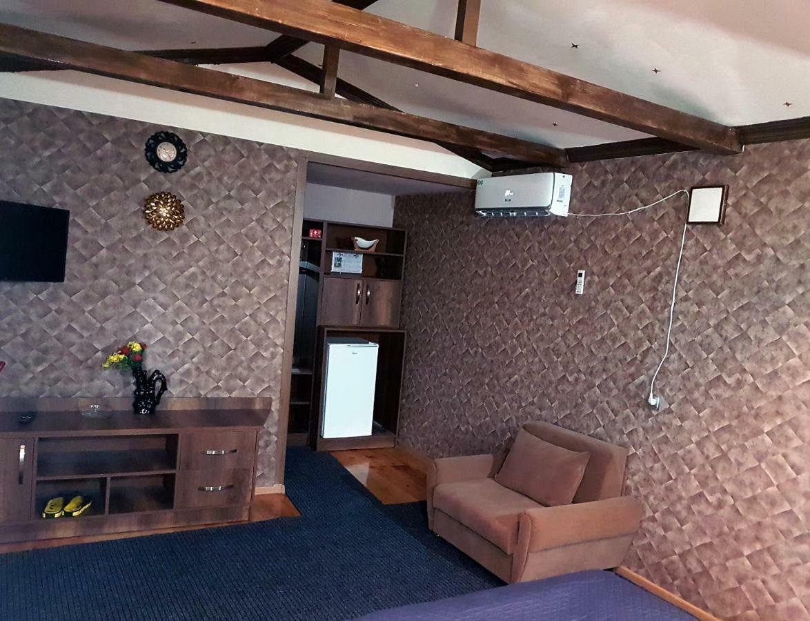 Guest House Villa クヴァレリ エクステリア 写真